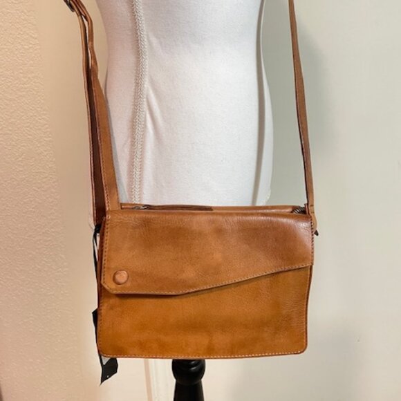 LATICO Cognac Leather Avalon Crossbody New - Picture 1 of 10